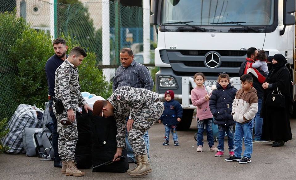 عودة أكثر من 1800 لاجئ من لبنان والأردن إلى سوريا