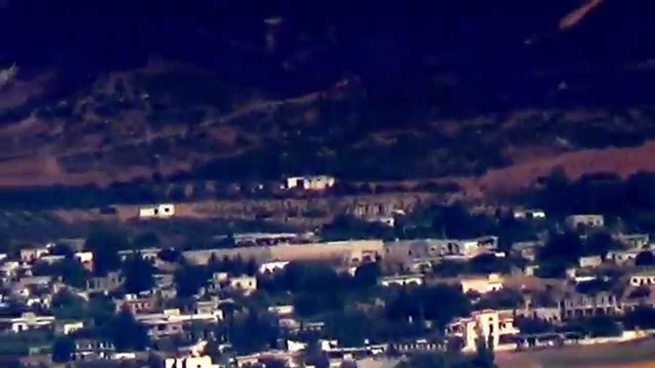 في ريف حماة: أب يحتجز ابنه لسنوات مكبلاً بالسلاسل