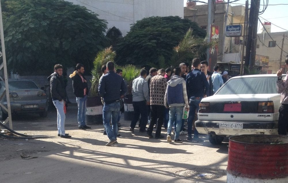 طلاب الغوطة الغربية يحصلون بعد “التسوية” على تأجيل ينتهي مع قدوم الامتحانات