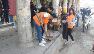 كلية الإعلام في بغداد تقودُ حملة “الرشيد أجمل” لتنظيف المناطق القديمة