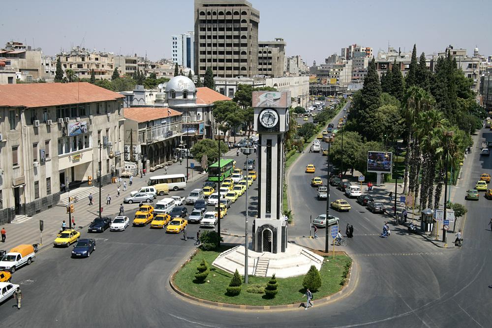 250 شخص يتحكمون في اقتصاد حمص وفي كل شارع يوجد “جبل شيخ الجبل”
