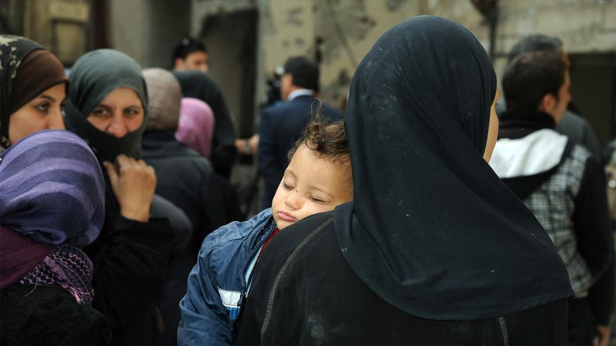 بحجة «الفضيحة»: ضرب من الأب والأخ لعدم الرضوخ لدين داعش
