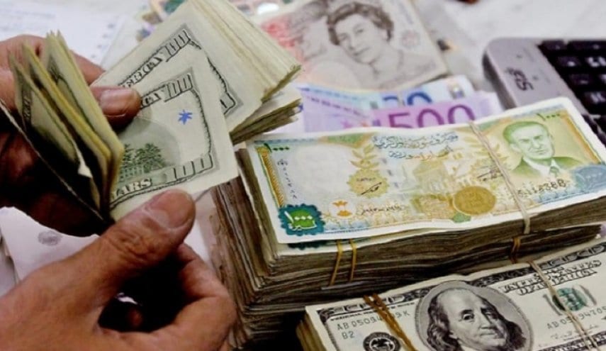 الليرة السورية تهبط لأدنى مستوى في تاريخها