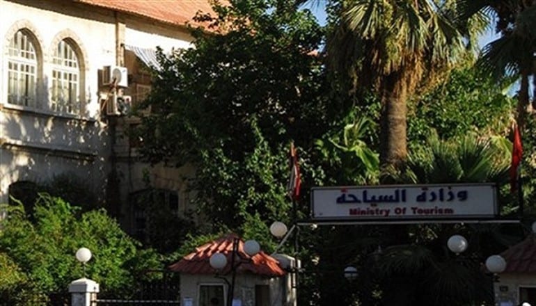 السياحة تتجه إلى إقراض مشاريع BOT على أرض أملاك الدولة