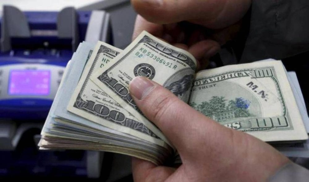 الاحتجاجات تهدد 30 مليار دولار للسوريين في المصارف اللبنانية