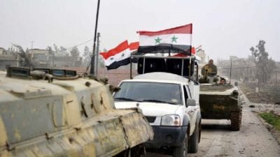 أهالي الرقة يرفضون دخول الجيش السوري ويطالبون بخروج تركيا