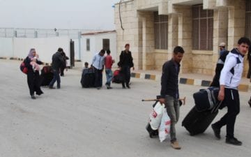 أكثر من 33 ألف سوري يعودون إلى تركيا عبر معبر باب السلامة