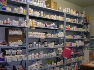 نقابة الصيادلة عن ارتفاع أسعار الأدوية: لم يشتك أحد!