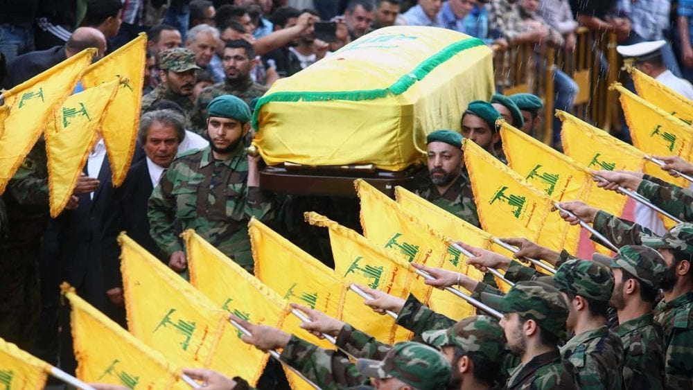 المرصد السوري: حزب الله يعيد نشر قواته داخل مدينة داريا