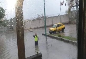 في اللاذقية.. مياه الأمطار تجد طريقها للمنازل ولاحلول للتصريف