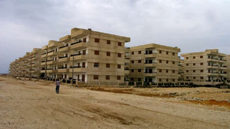 وقف ترخيص الجمعيات السكنية وعمال وهميين في شركة إنشائية