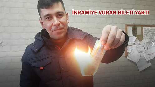 صورة لرجل يحرق كرت يانصيب رابح - المصدر: Bursa Yasam