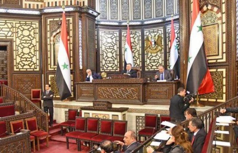 عضو في مجلس «الشعب» السوري: بشار الأسد «بنركعلوا بعد الله»