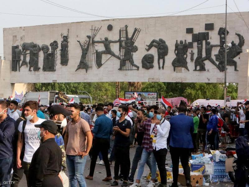 “كورونا” يشقّ صفوف المتظاهرين في العراق: ننسحب أم نبقى؟