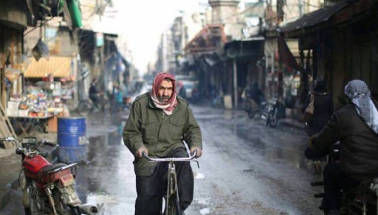 منع التنقل يعيد إلى أذهان أهالي الغوطة الشرقية سنوات الحصار