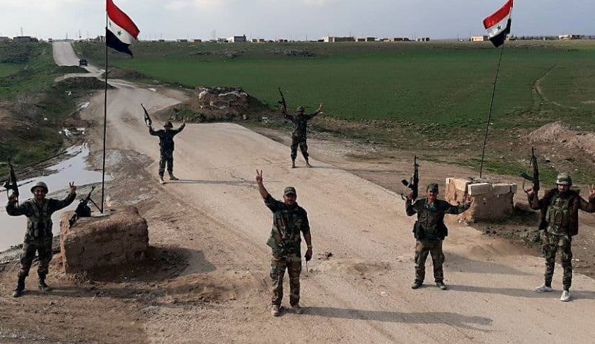 «الجيش السوري» يعزز قوّاته على جبهات إدلب وحماة