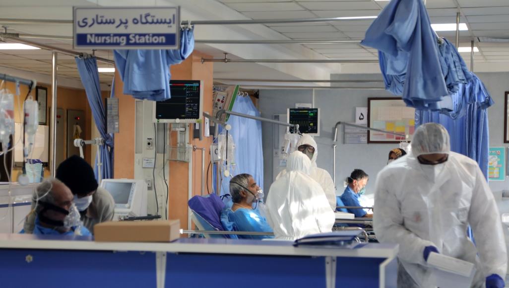 “الكحول المغشوش”.. في إيران يقتل المئات ويُسمم الآلاف