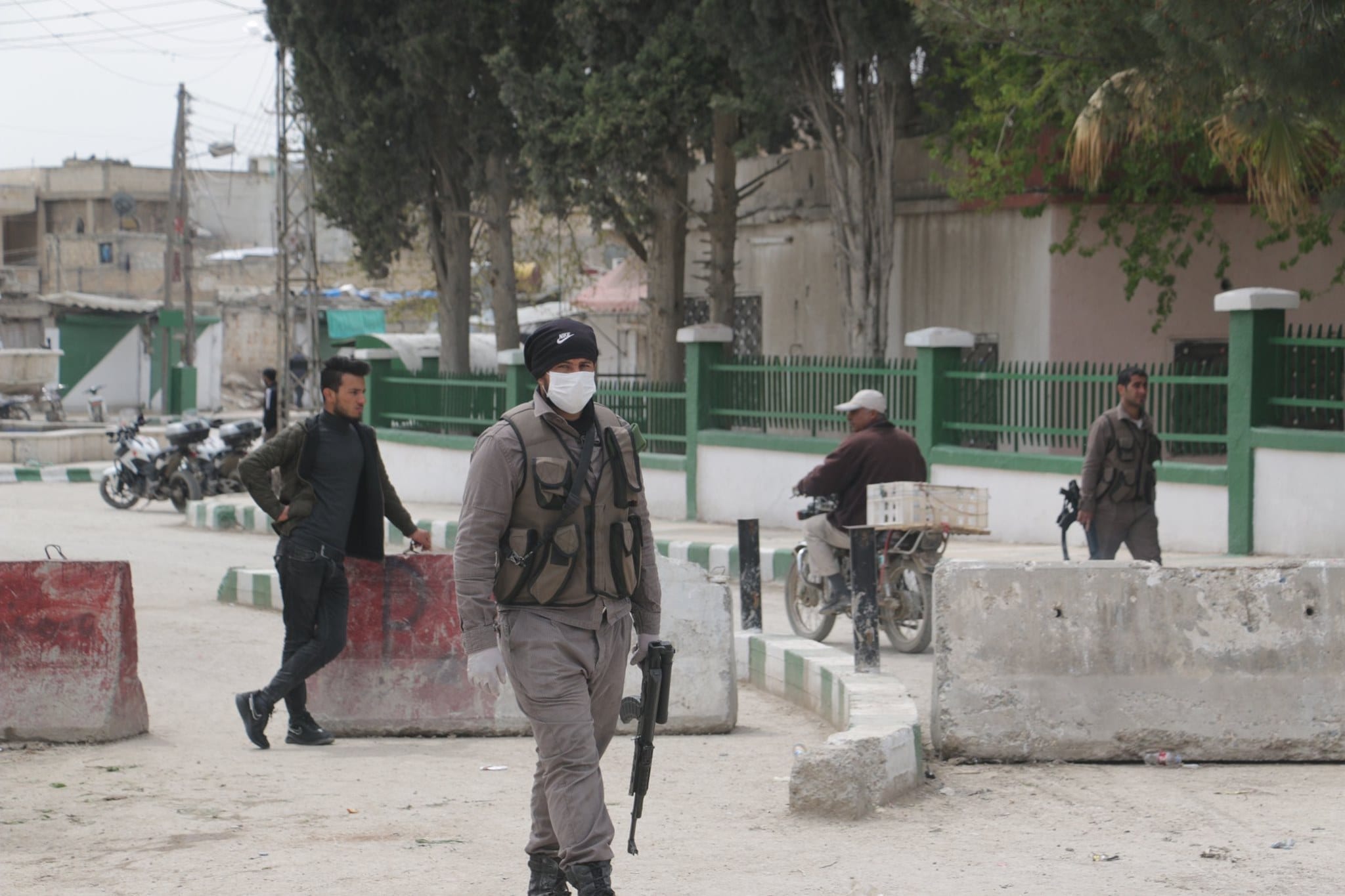الجيش الوطني يعتقل أحد شيوخ عشيرة “النعيم” في تل أبيض
