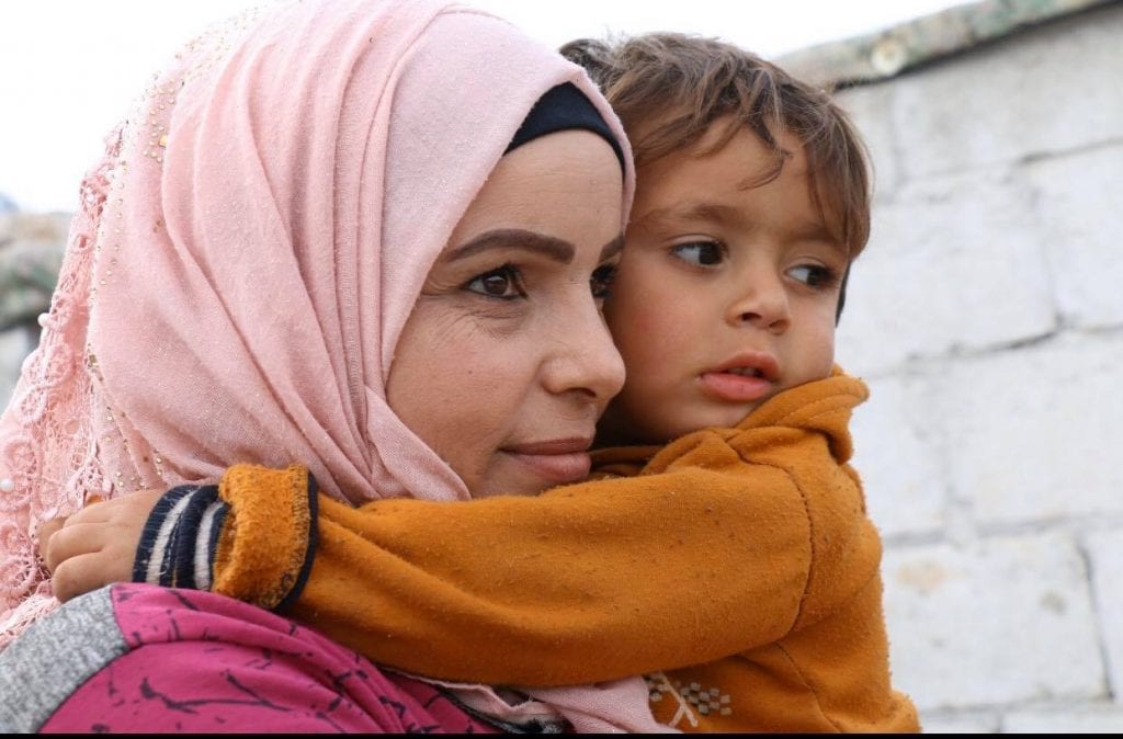 دَاليَا: سوريّة في مخيّم الأناضول تعلن الحرب على “كورونا” 