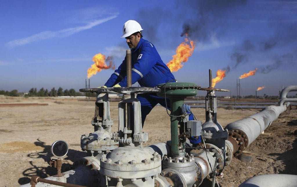 تقرير بريطاني: انخفاض أسعار النفط أخطر على العراق من كورونا وداعش
