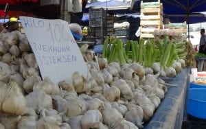ما علاقة ارتفاع سعر الثوم في تركيا بالسوريين؟