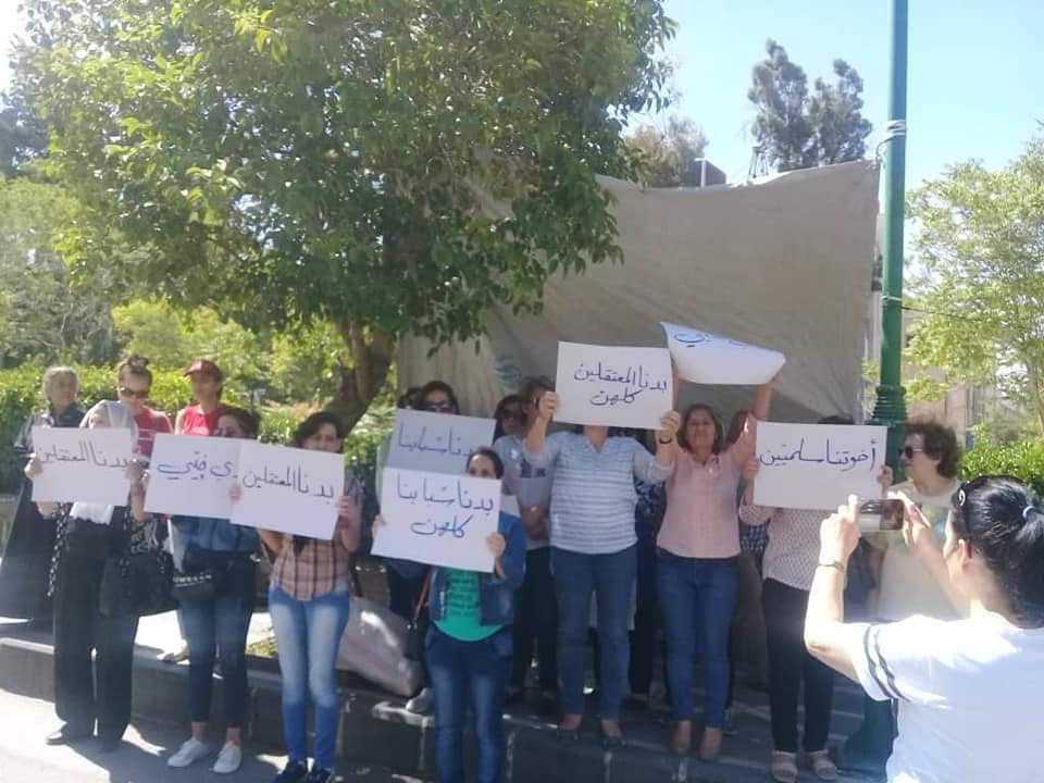 اعتصام نسائي للمطالبة بمعتقلي “السويداء” ودوريات روسيّة تجوب شوارع المدينة