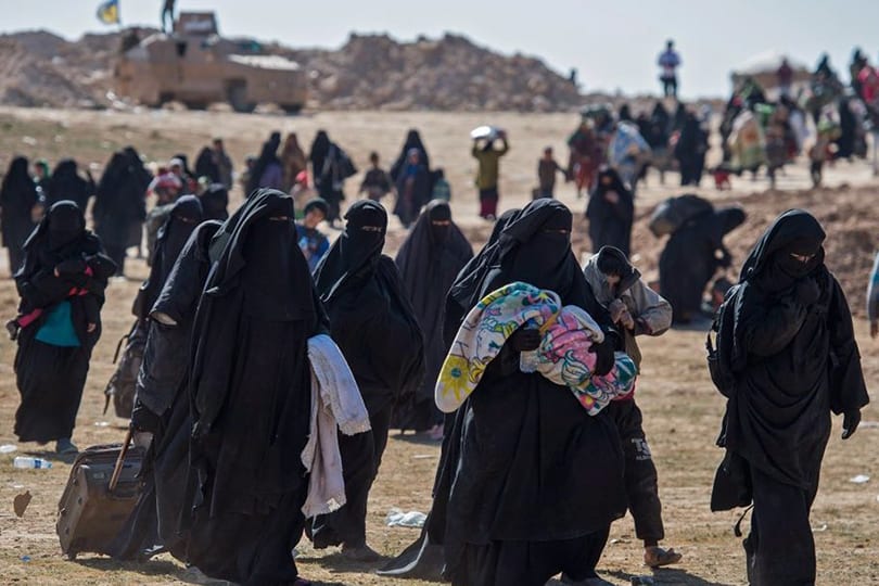 في ملاحقةِ الجهاديّات الهاربات من سوريا.. هكذا جَنَت الفرنسيّات على أنفسهنّ