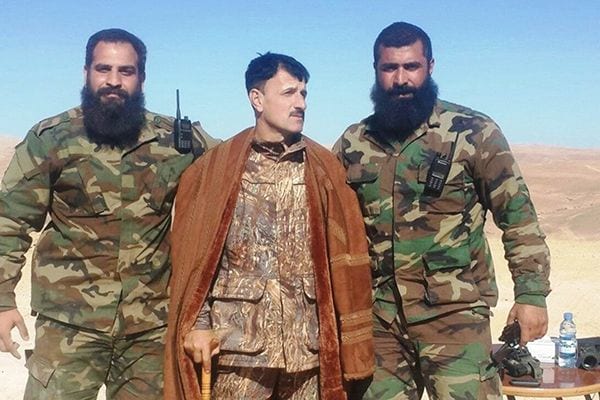 حرب الاتهامات بالفساد والسرقات تشتعل بين أذرع إيران وروسيا في سوريا