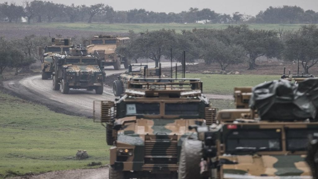 تصاعد التوتر شمال غرب سوريا: ما أسباب نشر الجيش التركي نقاطاً عسكرية في ريف اللاذقية؟