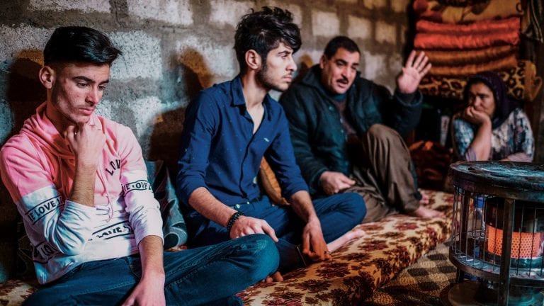 إنها مأساة.. حكايَة عَيش «عائلَة إيزيدية» بعد الخلاص من “داعش”
