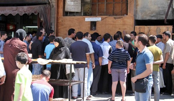 مع نقص الطحين… زيادة حدة أزمة الخبز في سوريا