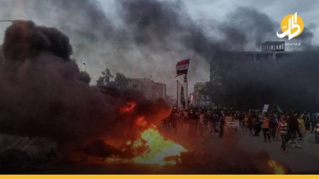 تظاهرات الناصرية تتطور.. إغلاق جسرين ومبنى حكومي