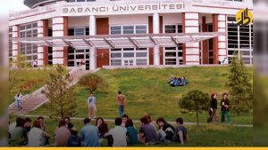 مجلس التعليم العالي يكشف أعداد الطلاب السوريين والعراقيين في الجامعات التركية