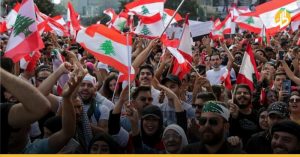احتجاجاتٌ وإطلاق نار.. هل خرج الوضع عن السيطرة في لبنان؟