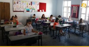 التربيّة التركيّة تُحدّد موعداً لافتتاح المدارس.. كيف تأثر الطلاب السورييّن خلال العام الدراسي الفائت؟