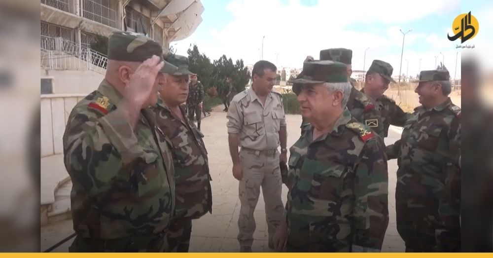 ضابطٌ روسي يطرد وزير الدفاع السوري من درعا.. وضابطٌ منشق يكشف التفاصيل