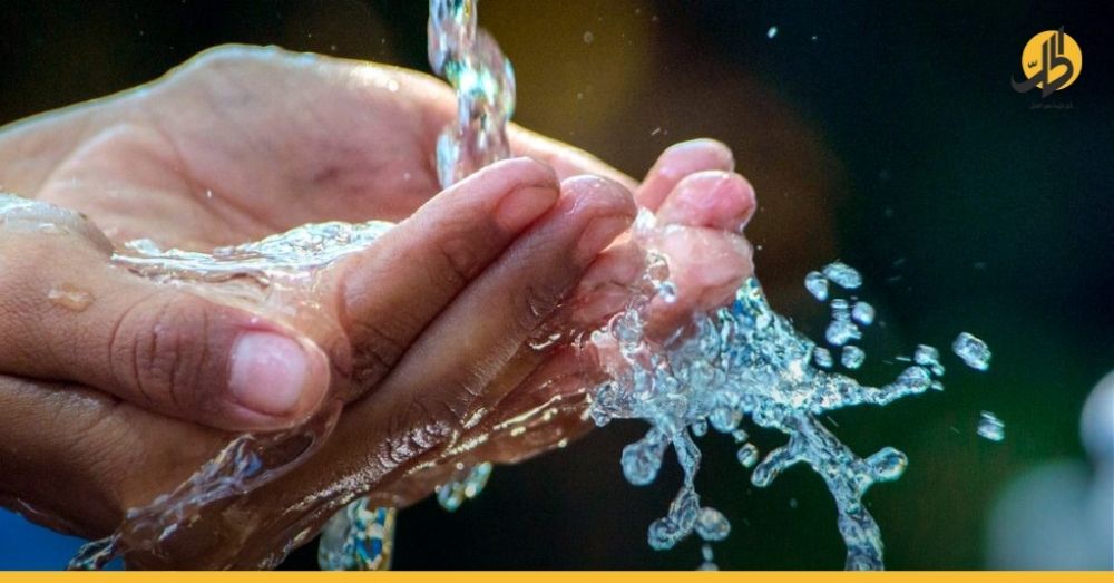 في سوريا.. كأس الماء بـ٥٠٠ ليرة واليونيسيف: ٩٠٪ من الأطفال يعانون من إجهاد مائي