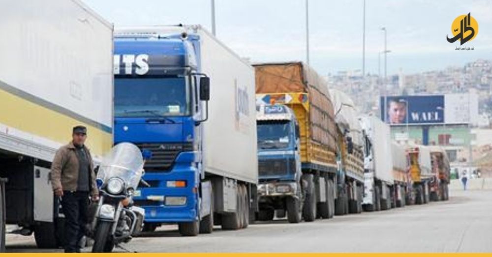 للمرة الأولى منذ سنوات.. لبنان يكلف وزيراً لحل أزمة عبور الشاحنات مع سوريا