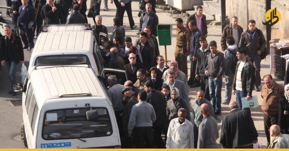 تفاقم أزمة النقل بريف دمشق.. و2500 سرفيس يبيعون مخصصات المازوت