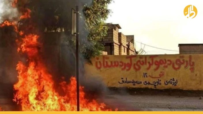 احتجاجات السليمانية.. حرق لمقرات حكومية وحزبية وطلبة بغداد يحشدون لتظاهرات مماثلة!