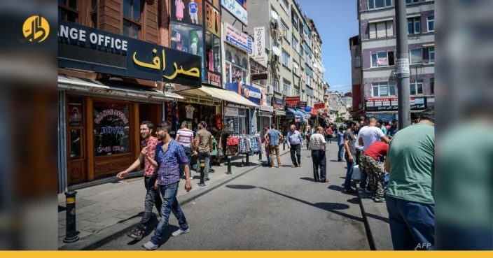 “العنصرية” في تركيا تفتك باللاجئين.. مقتل شاب سوري بحادثة طعن جديدة