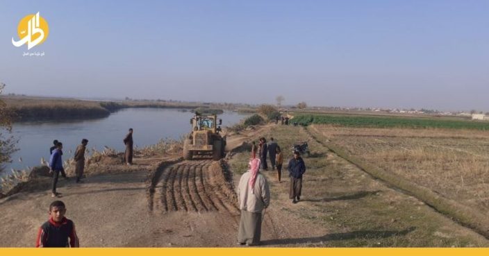 مجددا.. “الثوري” الإيراني يستولي على أراضي مزارعين في دير الزور