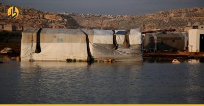 عاصفة مطرية تغرق 19 مخيما شمال غرب سوريا