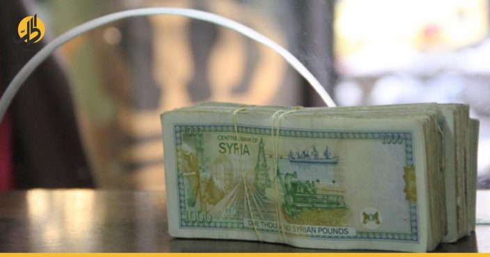 الليرة السورية تهوي أمام الدولار والذهب