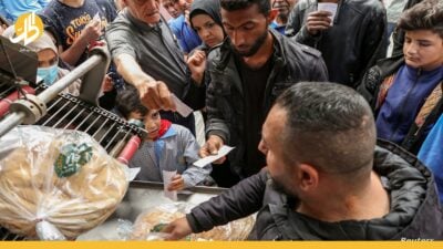 آخر أزمات لبنان.. الخبز في سوريا؟