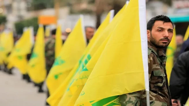 صورة عناصر من حزب الله ( قناة العربية)