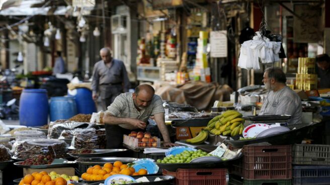 سوق شعبي في سوريا - (أرشيفية)
