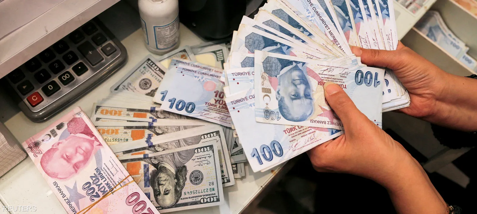 انخفاض الليرة التركية أمام الدولار - إنترنت
