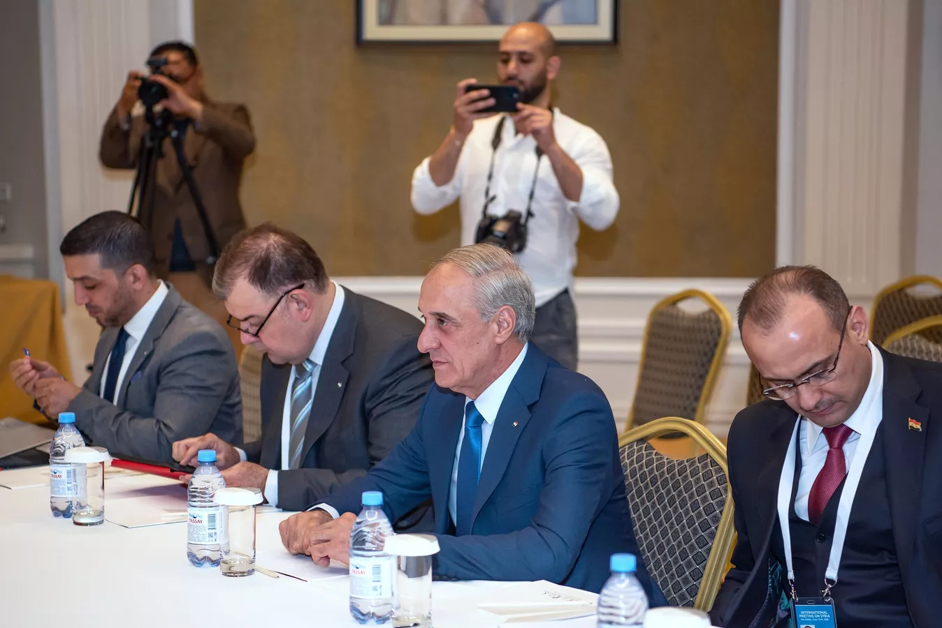 معاون وزير الخارجية السوري أيمن سوسان، رئيس الوفد السوري في الاجتماع الرباعي - إنترنت