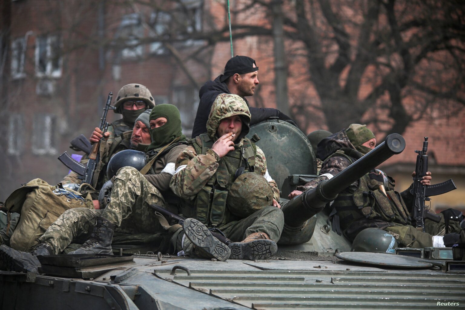 عناصر الجيش الروسي خلال تواجدتهم على جبهات القتال في أوكرانيا - إنترنت